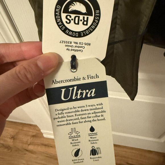 NWT ABERCROMBIE & FITCH ULTRA 3-in-1 PREMIUM PARKA COAT SIZE XS (2PC SET) - Picture 9 of 15